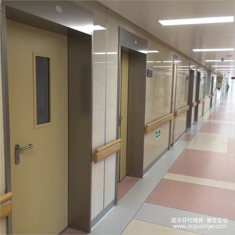諾沃芬門