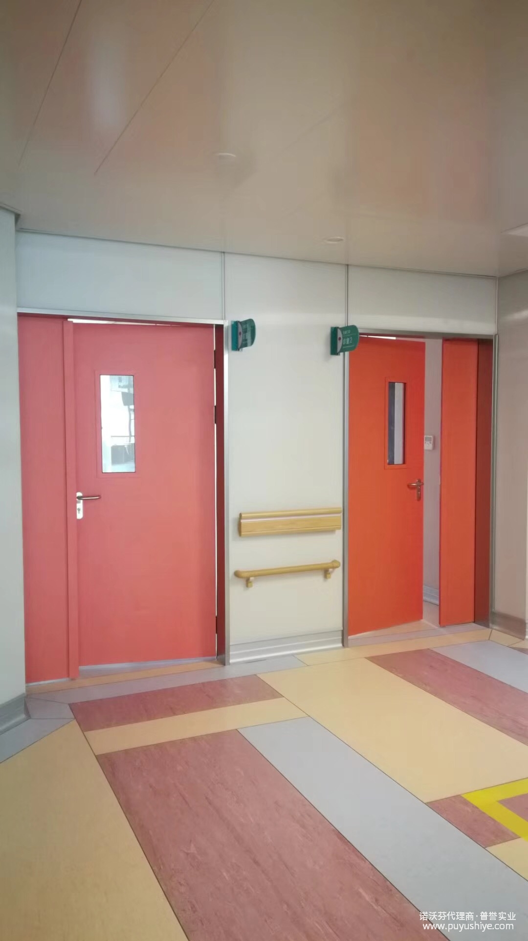 諾沃芬醫用門